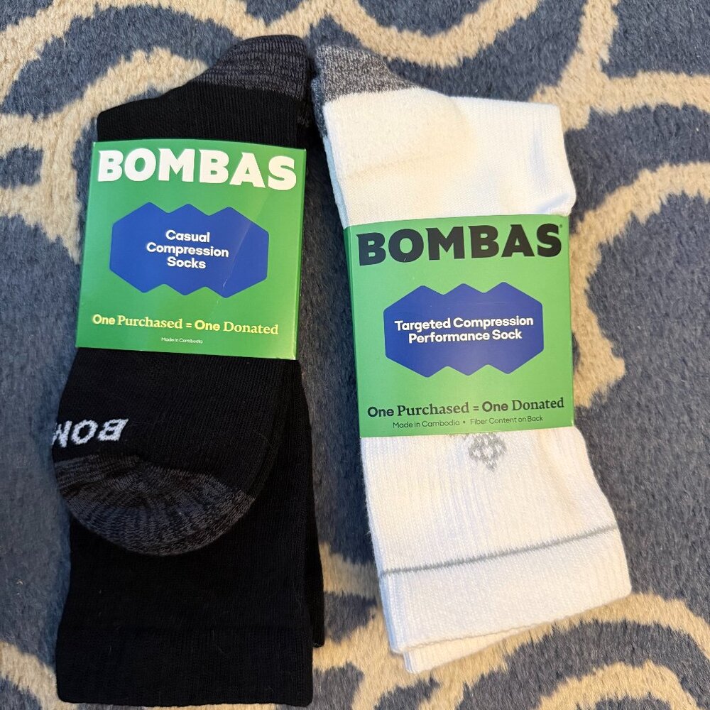NEW! 2 prs Bombas Men's Calf compression socks size Large (Casual & Performance)